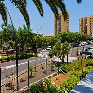 https://azahara-apartamento-cerca-playa-las-vistas-los-cristianos.in-canary-islands.com